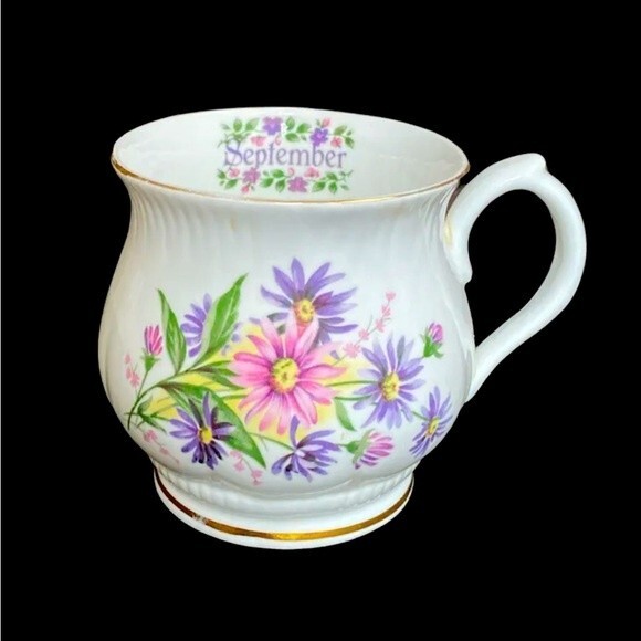 Vintage Fine Bone China Monthly Flower Mug September Purple Daisies Gold trim - Picture 1 of 8